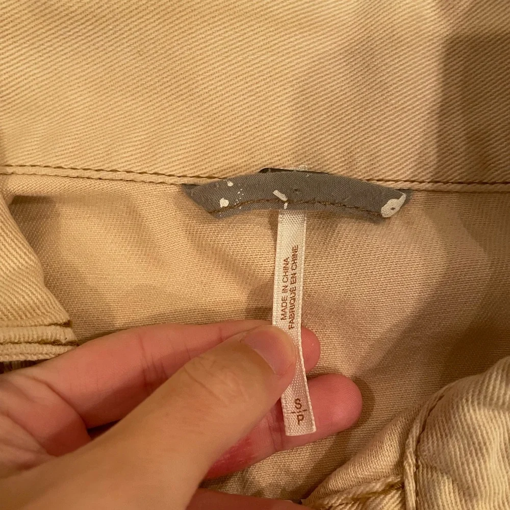 Free people tan denim jean jacket - Picture 2 of 6